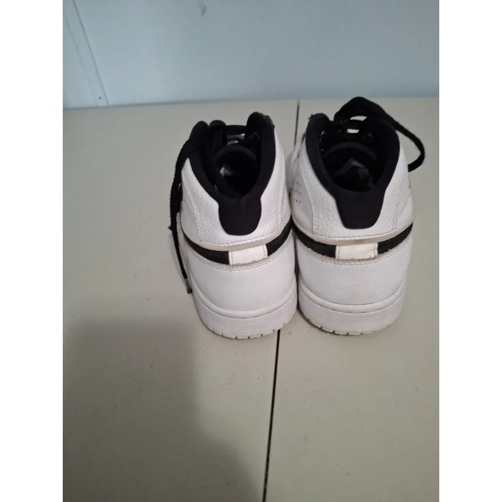 Nike Jordan Access Youth Sneakers GS AV7941 High Top Leather Streetwear Sz 6.5 Y